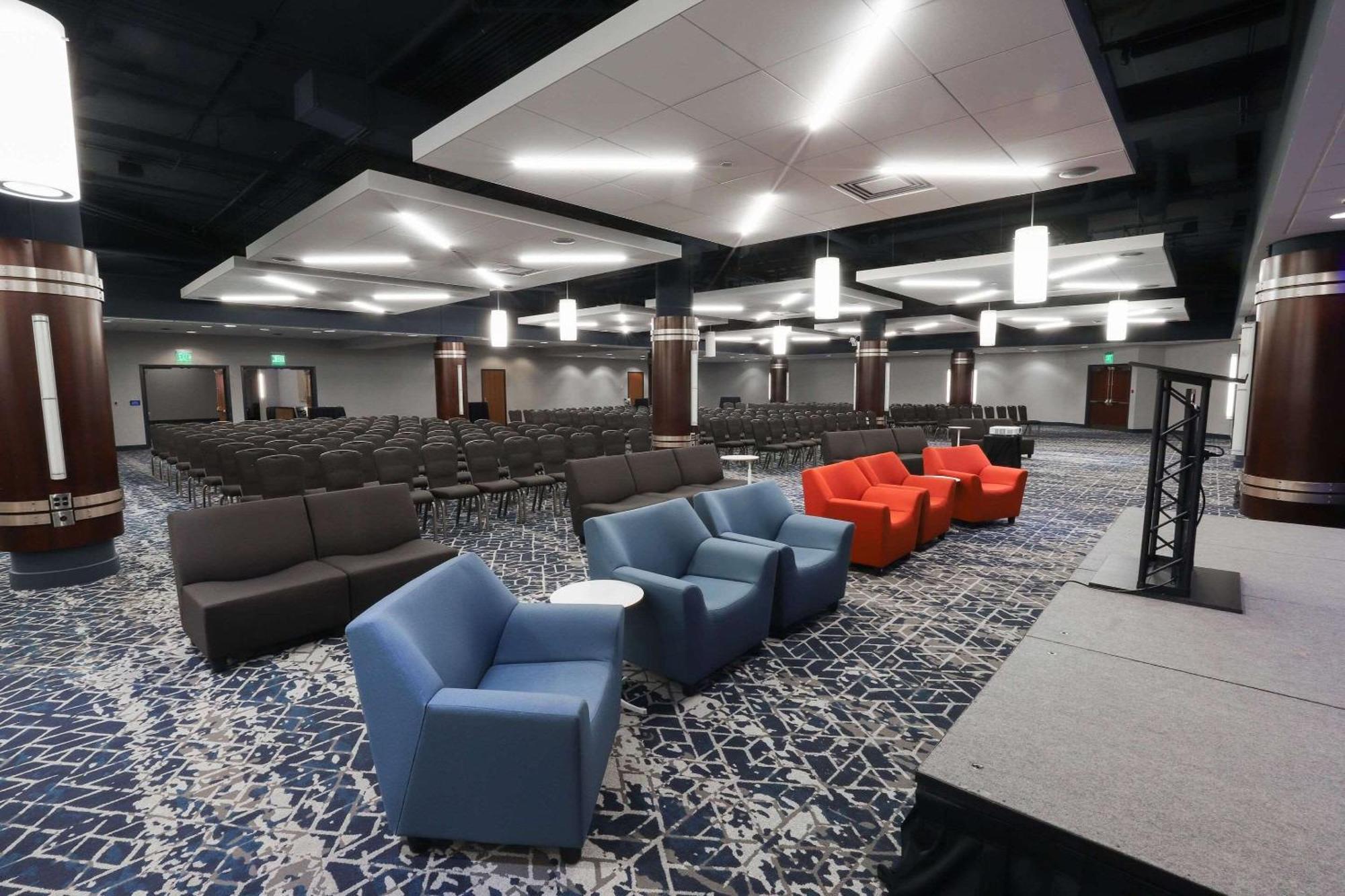 Radisson Plaza Hotel And Suites Каламазу Екстериор снимка