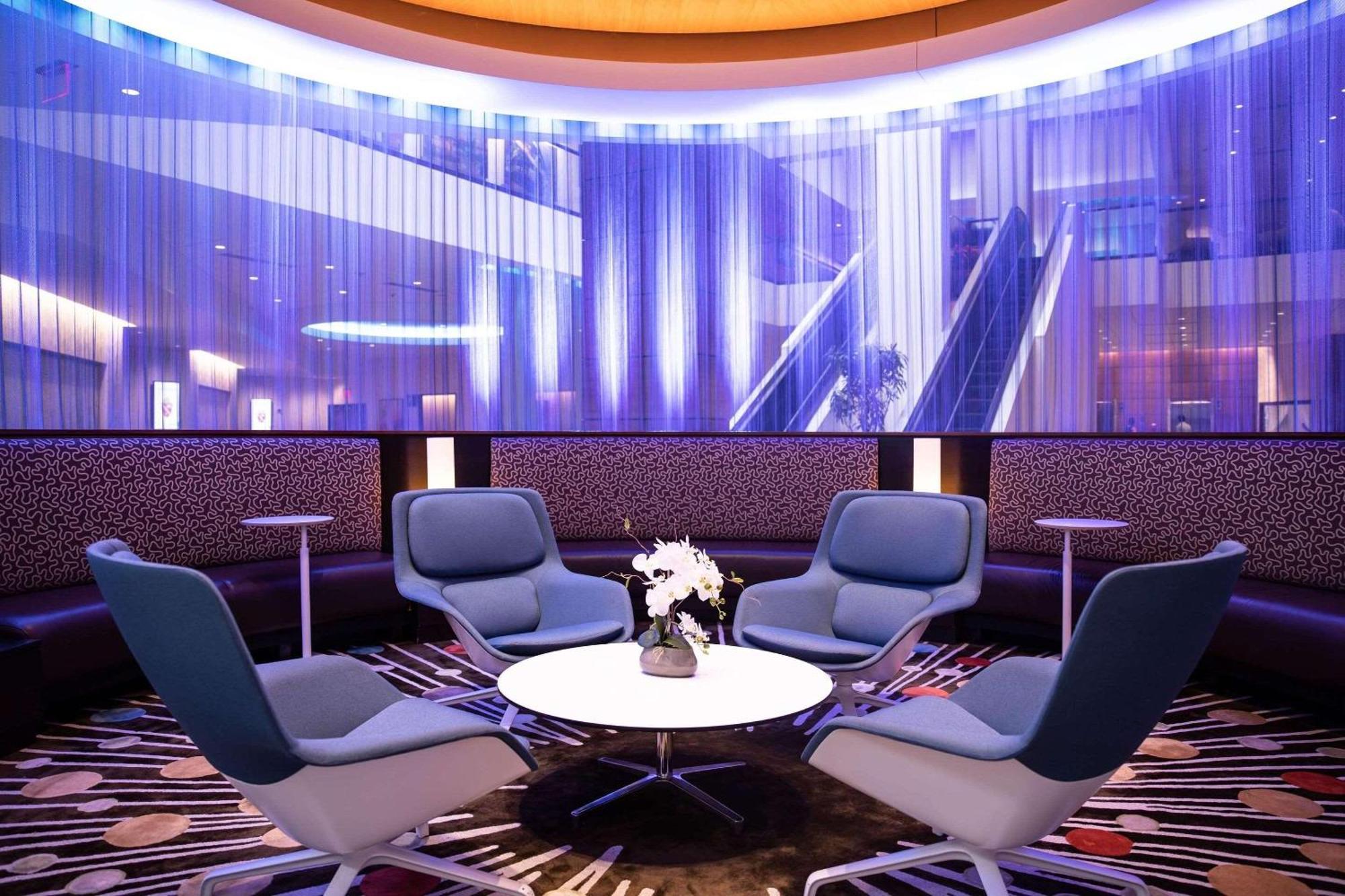Radisson Plaza Hotel And Suites Каламазу Екстериор снимка