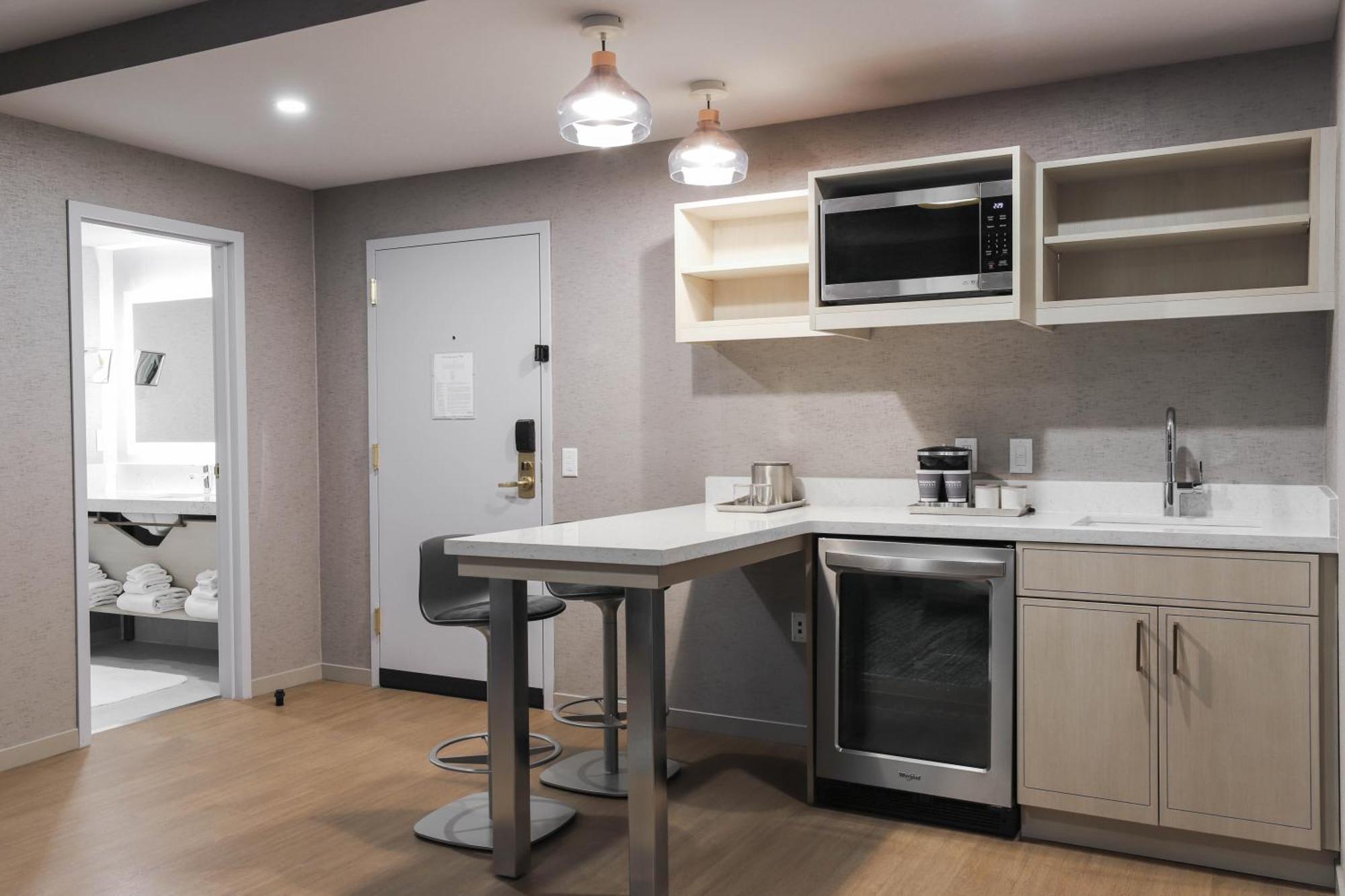 Radisson Plaza Hotel And Suites Каламазу Екстериор снимка