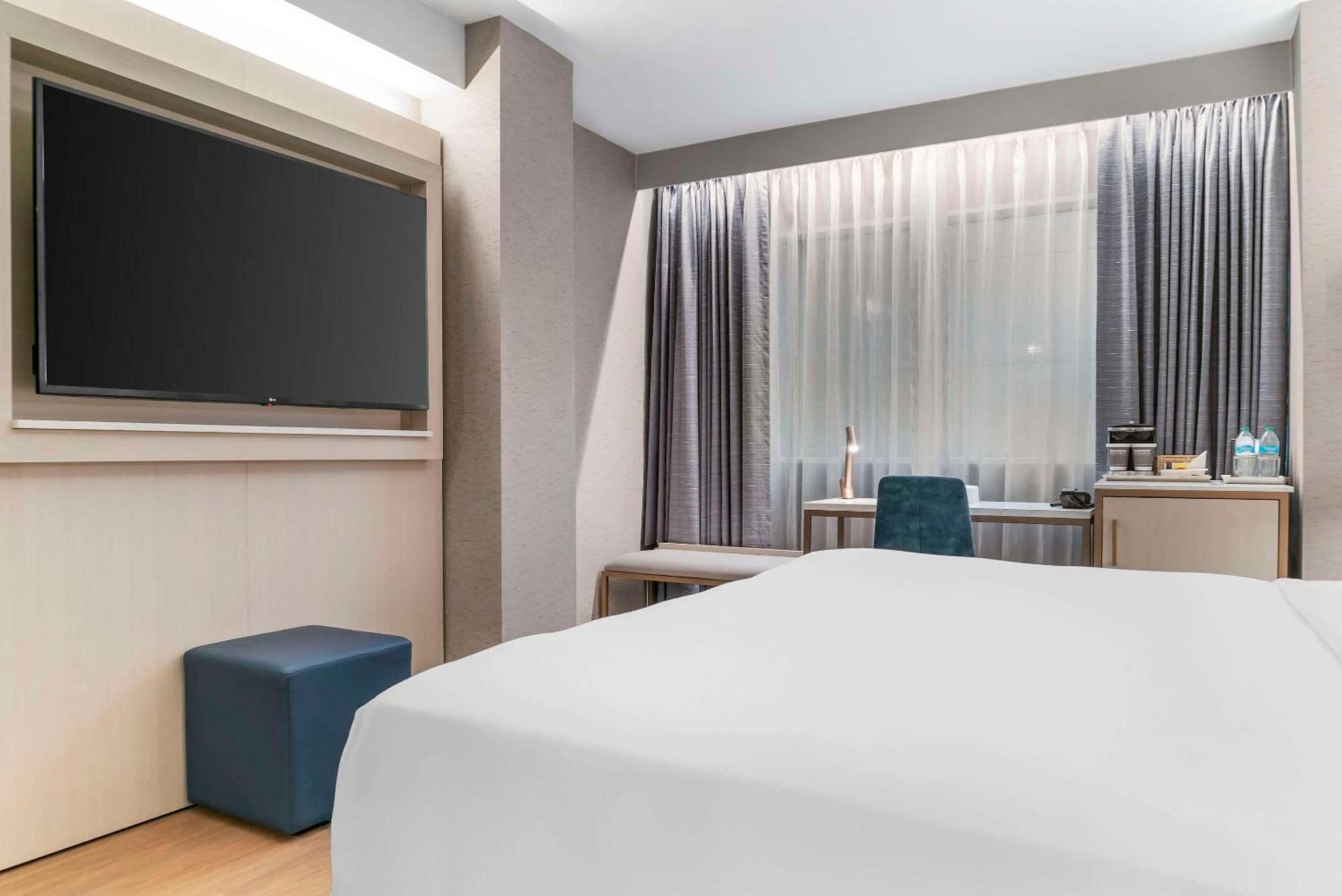 Radisson Plaza Hotel And Suites Каламазу Екстериор снимка